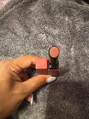 NARS Powermatte Lipstick in Thunder Kiss